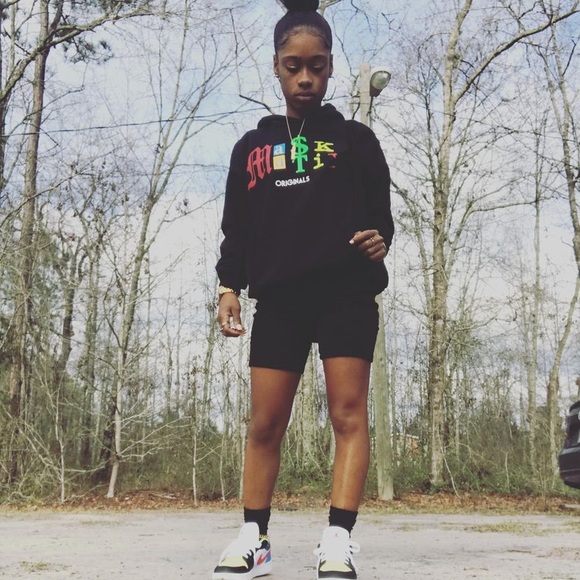 BLACK 🔥MASKMATIX HOODIE - Picture 2 of 3